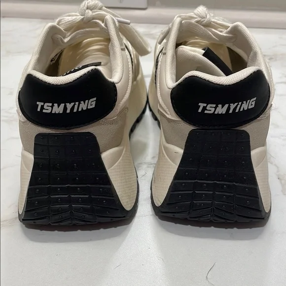 Women Casual Parallel Bars Thick-Soled Lace-Up Sneaker - Picture 5 of 6